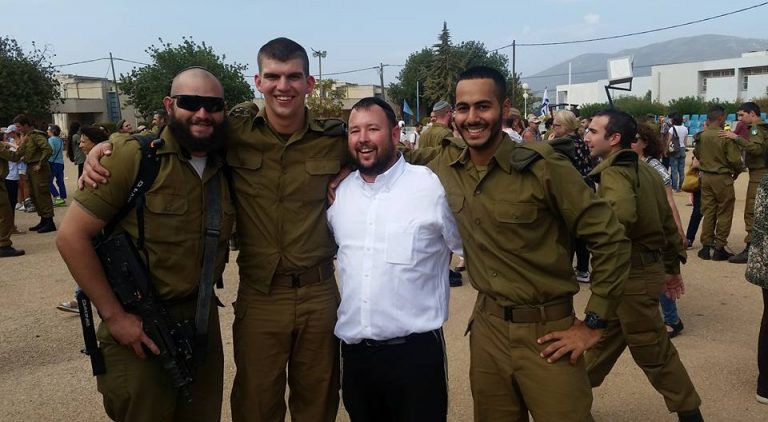 Director Rabbi Ben Packer with “lone soldiers” Josh Harris, Judah Baum, Jonathan Davidov and Eitan Magder. Director Rabbi Ben Packer with "lone soldiers" Josh Harris, Judah Baum, Jonathan Davidov and Eitan Magder.