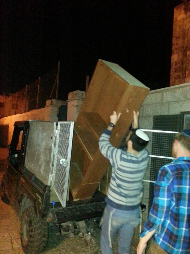 Jewish residence in the “muslim quarter” Jewish residence in the "muslim quarter"