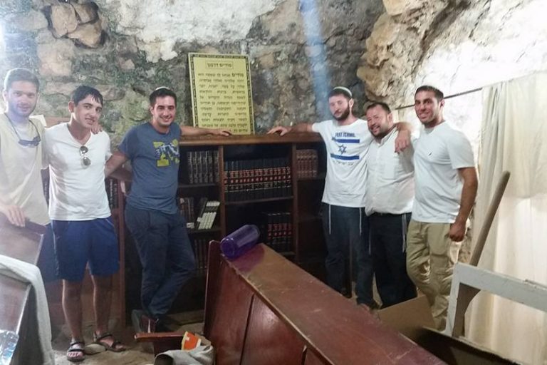 Part of the crew that made it happen! Part of the crew that made it happen!